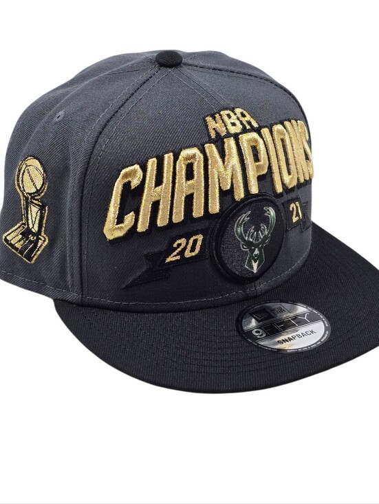 New Era Other - New Era Milwaukee Bucks 2021 NBA Champions Gray Black 9FIFTY Snapback Hat OSFM‎